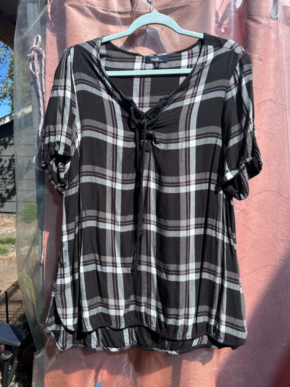Angels Women’s Black Plaid Lace-Up Short Sleeve Top sz 1X